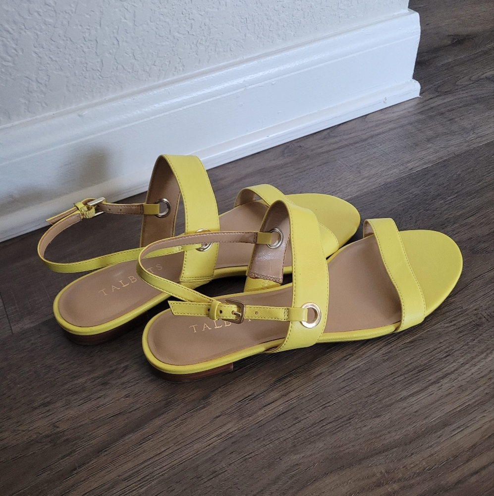 Talbots Flats! Size 8
